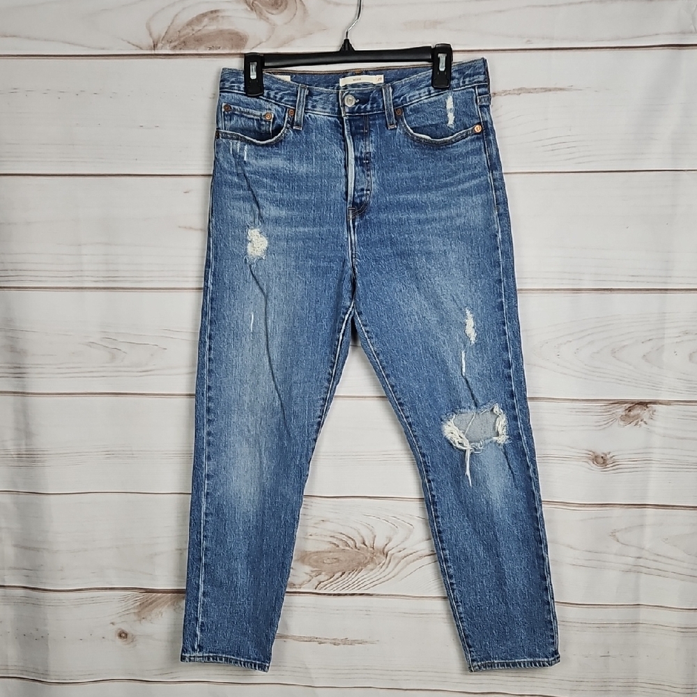 Levi's Distressed Wedgie Medium Wash Straight Fit Denim Jeans - Size 29